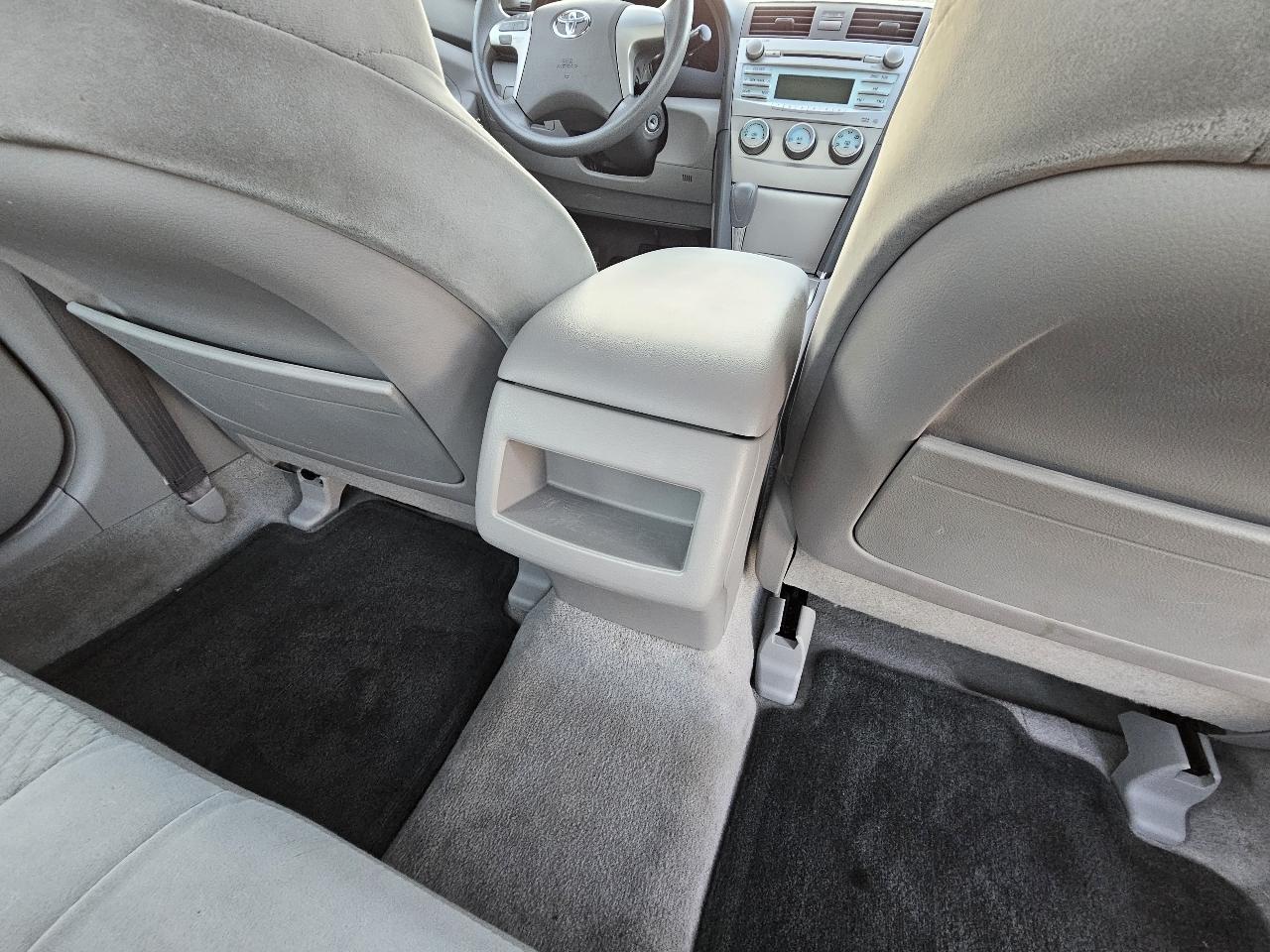 Toyota Camry LE 2007