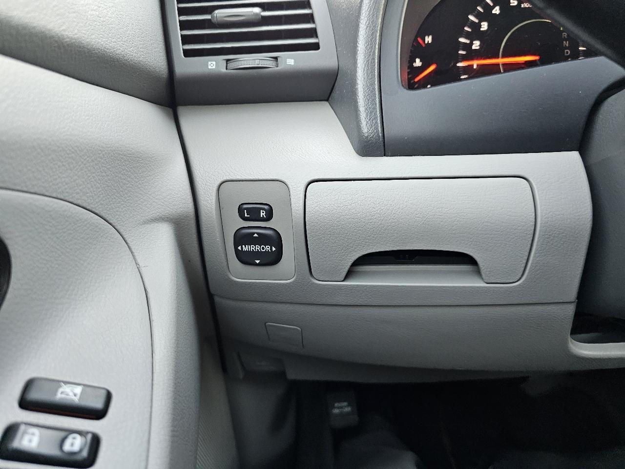 Toyota Camry LE 2007