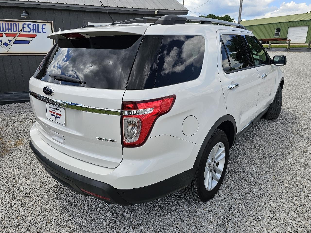 Ford Explorer XLT FWD 2014
