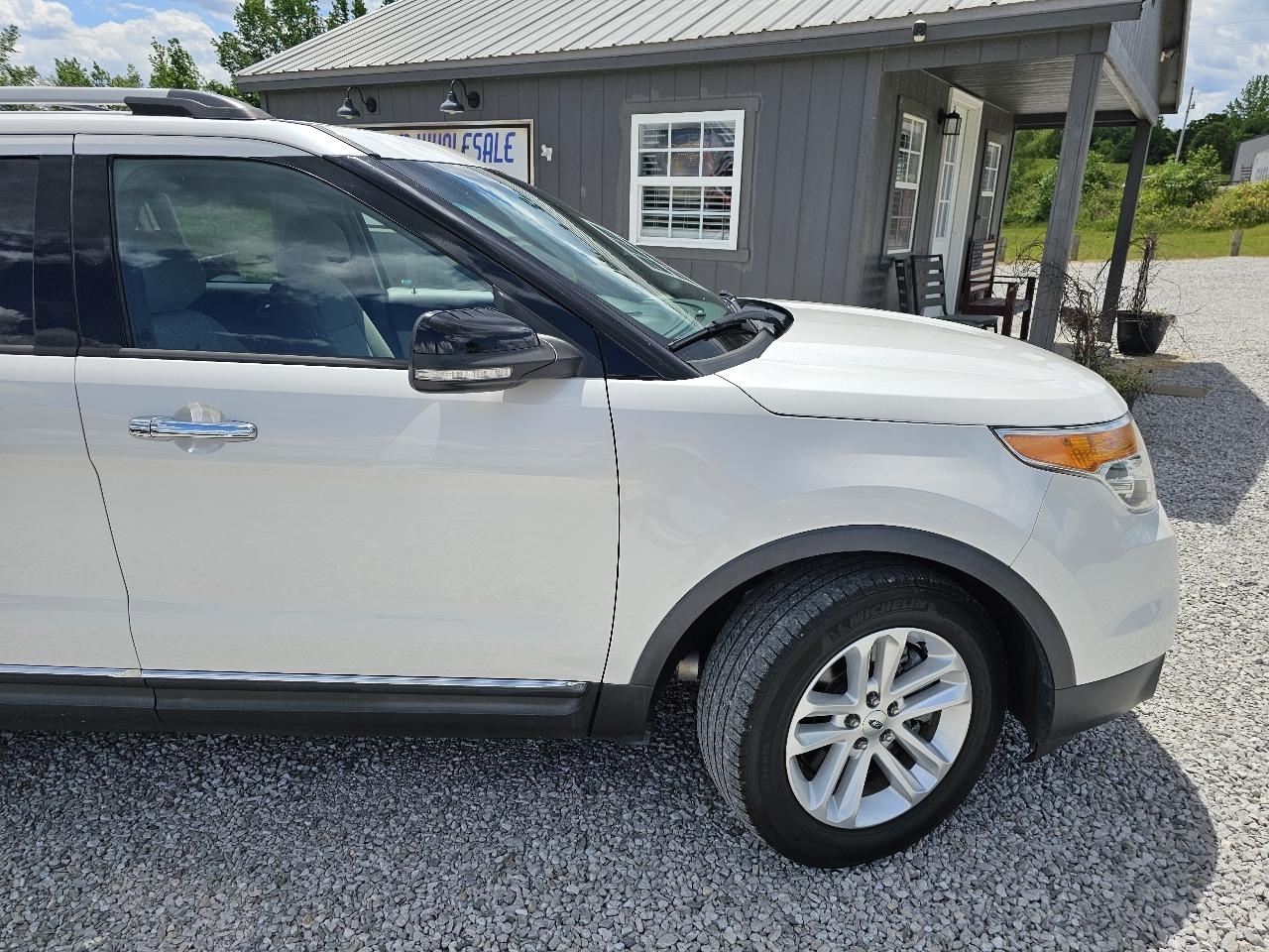 Ford Explorer XLT FWD 2014