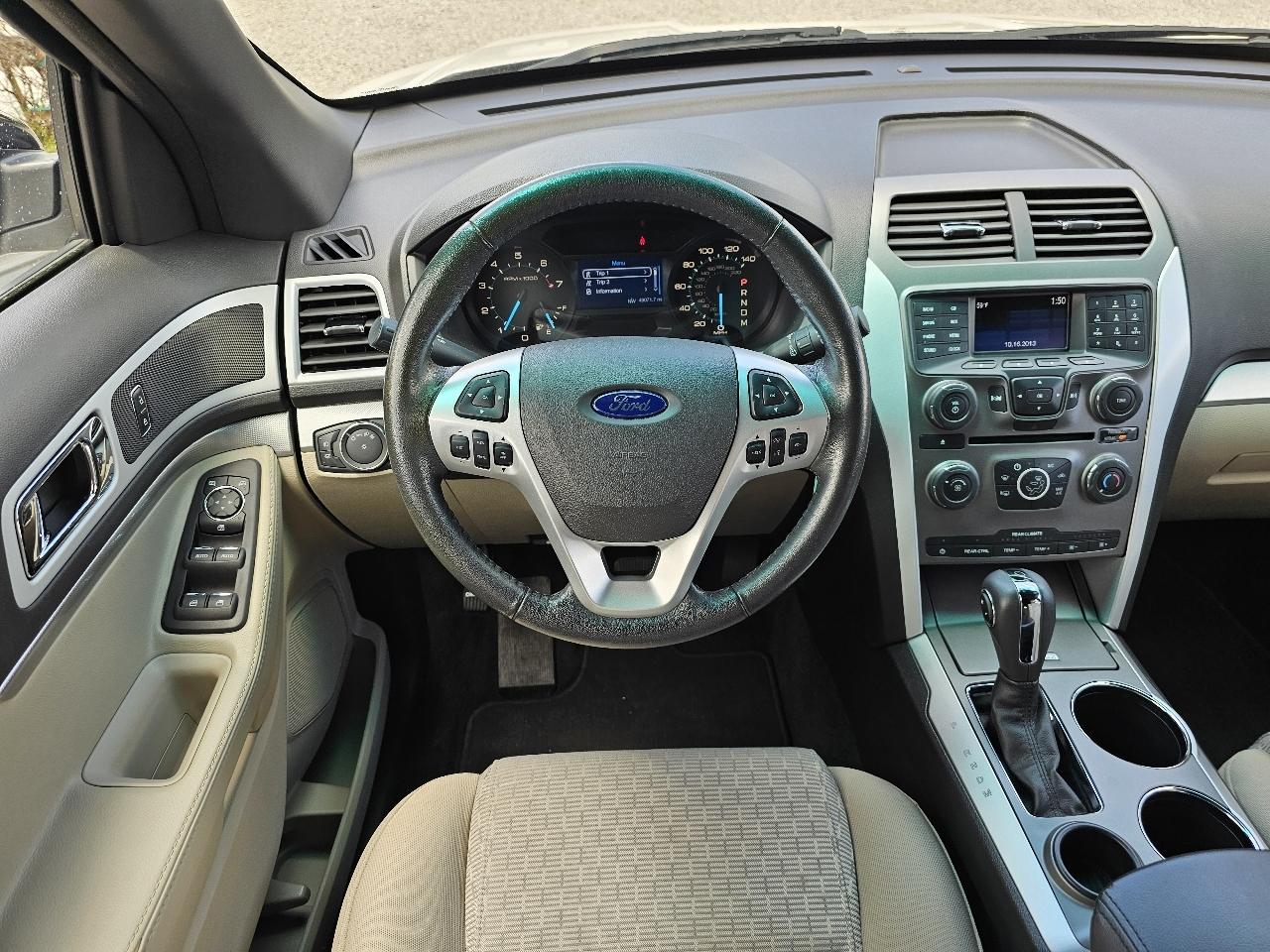 Ford Explorer XLT FWD 2014