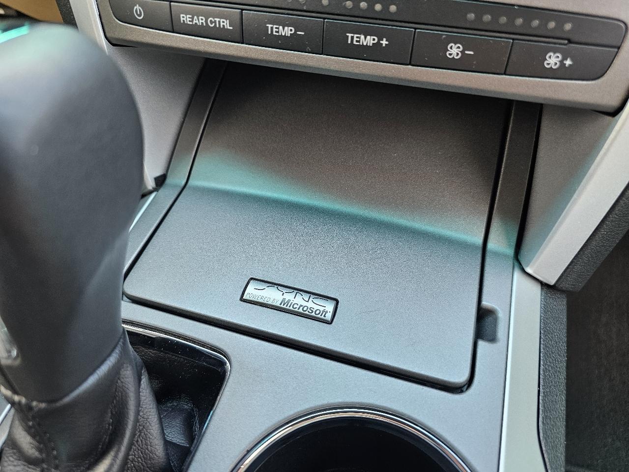 Ford Explorer XLT FWD 2014