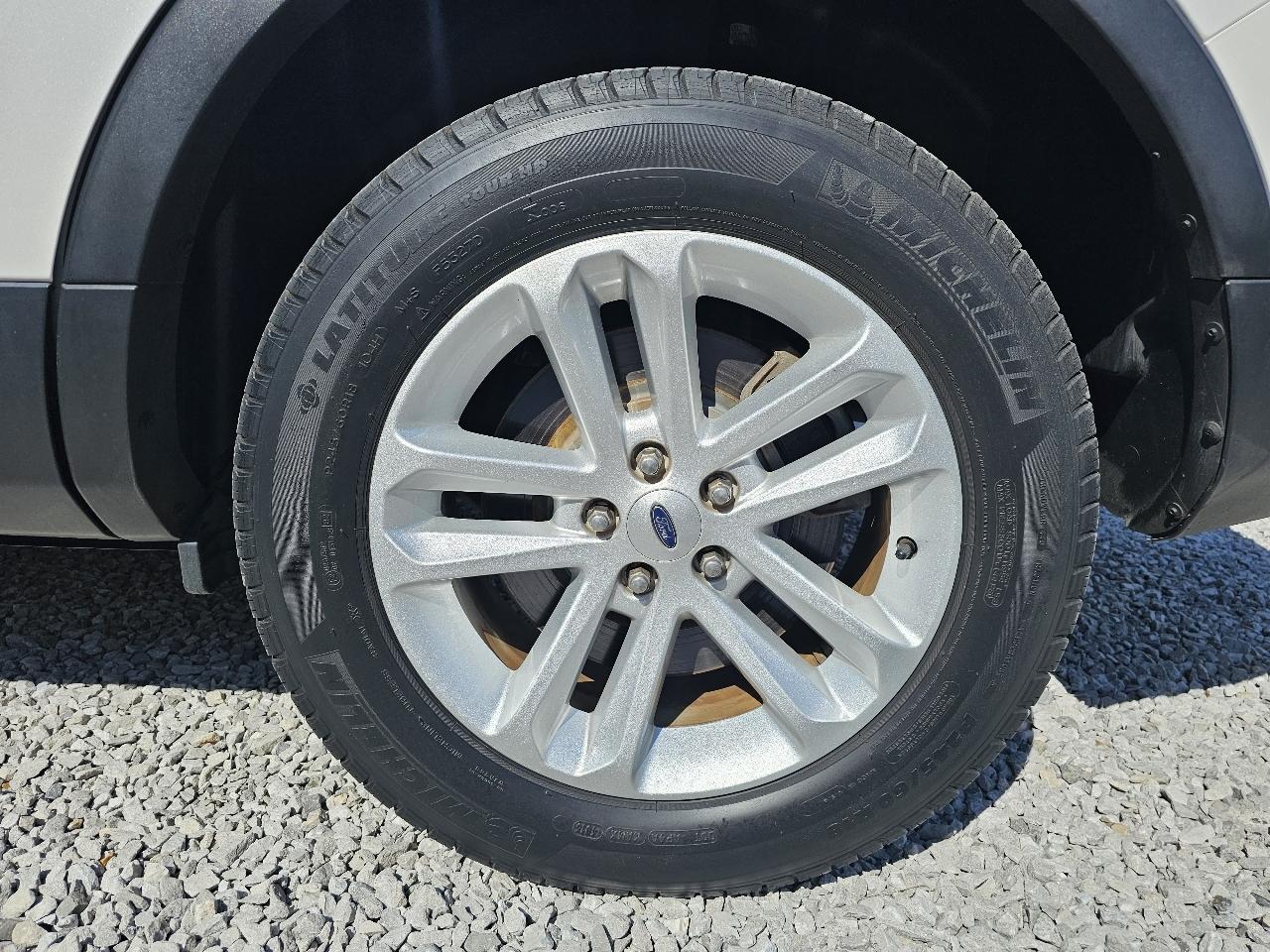 Ford Explorer XLT FWD 2014