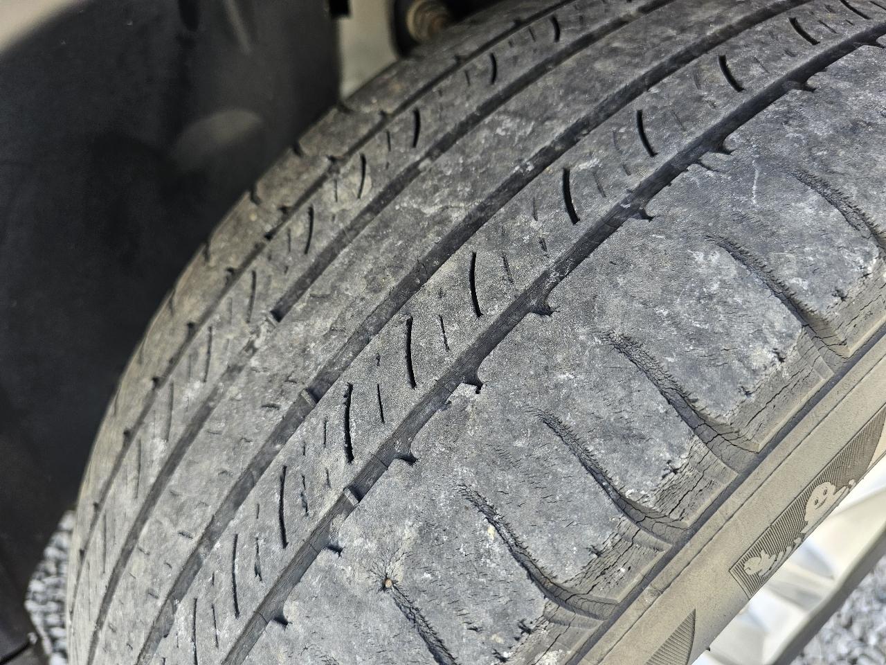 Ford Explorer XLT FWD 2014
