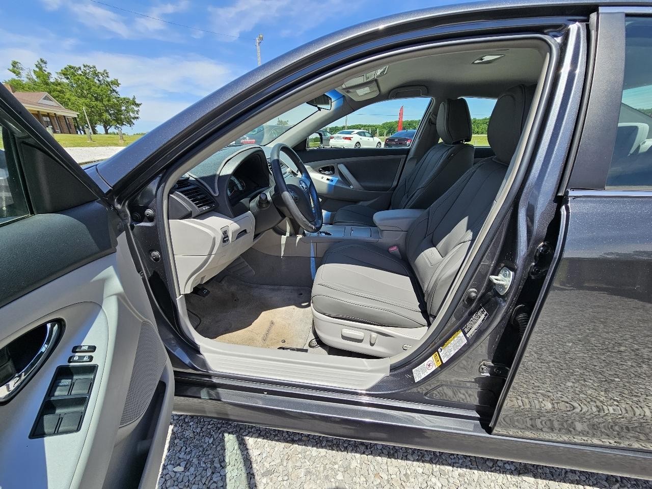 Toyota Camry SE V6 2007
