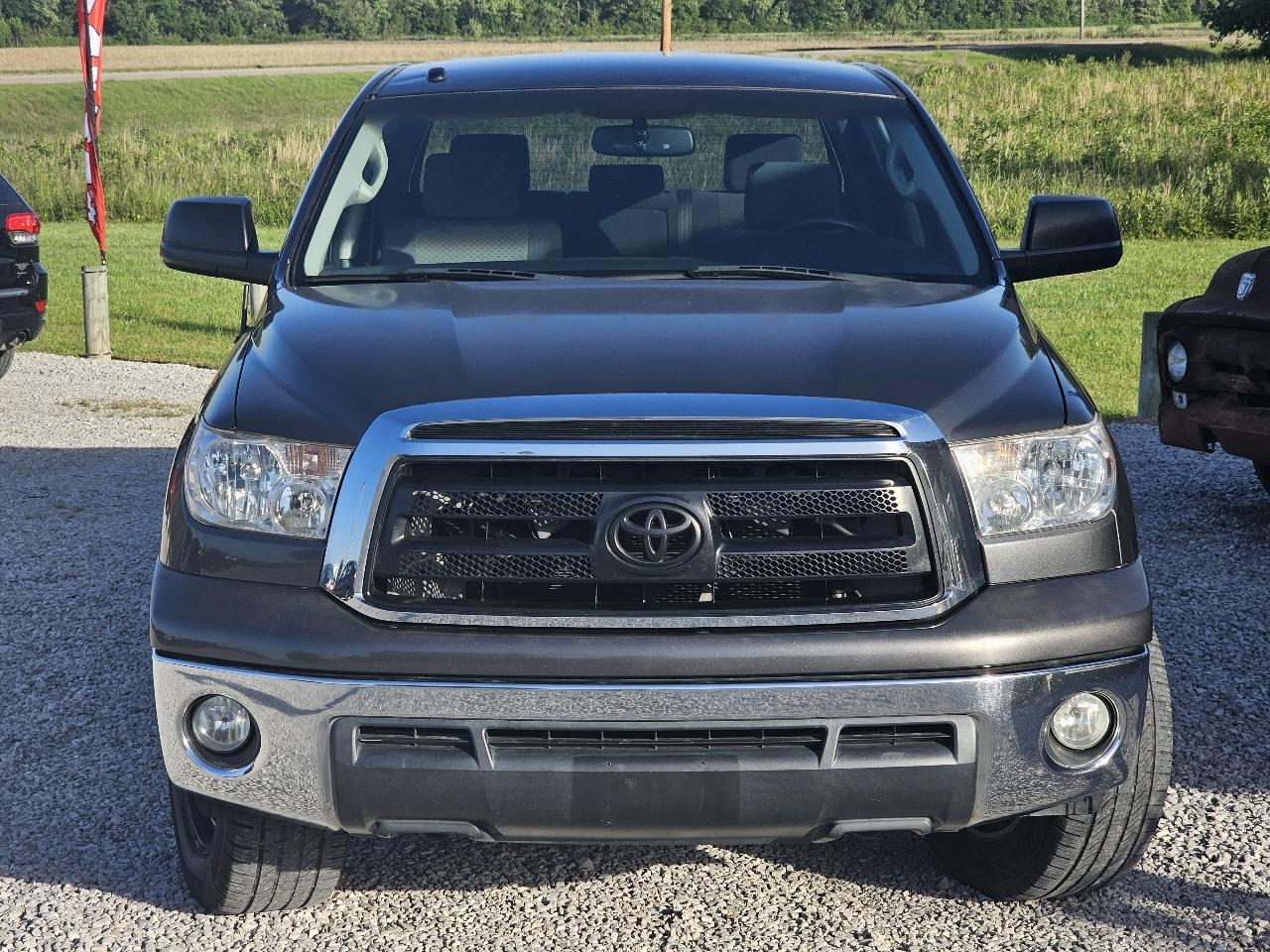 Toyota Tundra SR5 4.6L V8 CrewMax 2WD 2013