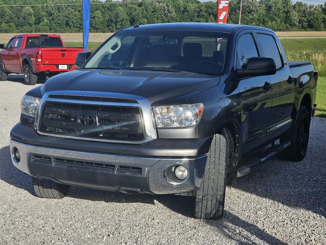 Toyota Tundra SR5 4.6L V8 CrewMax 2WD 2013