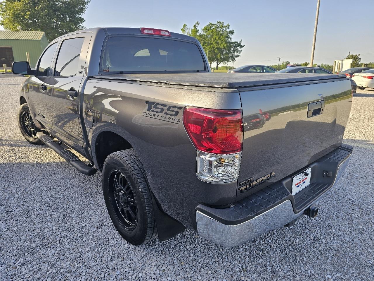 Toyota Tundra SR5 4.6L V8 CrewMax 2WD 2013