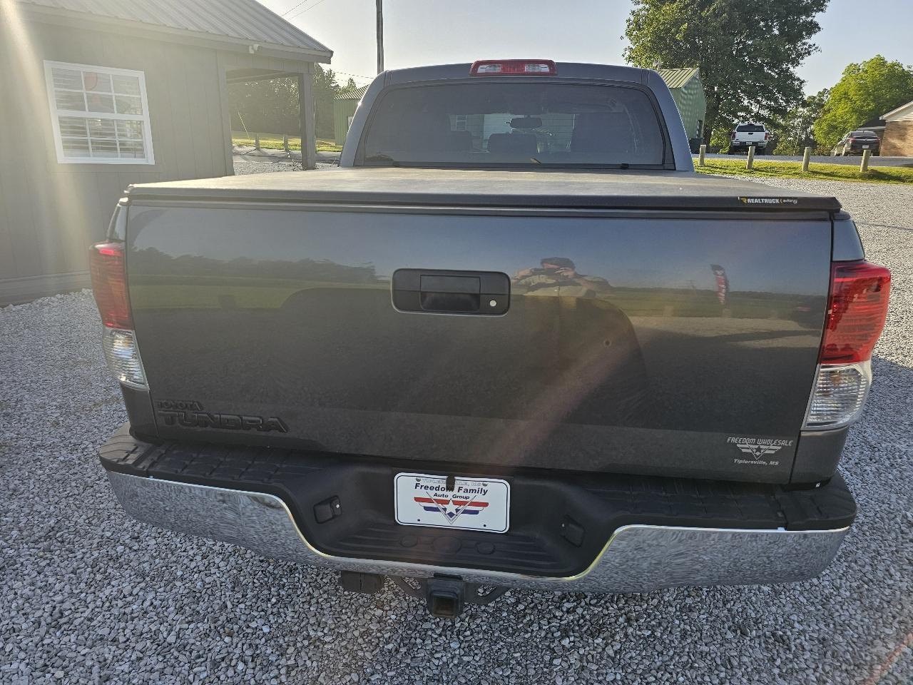 Toyota Tundra SR5 4.6L V8 CrewMax 2WD 2013