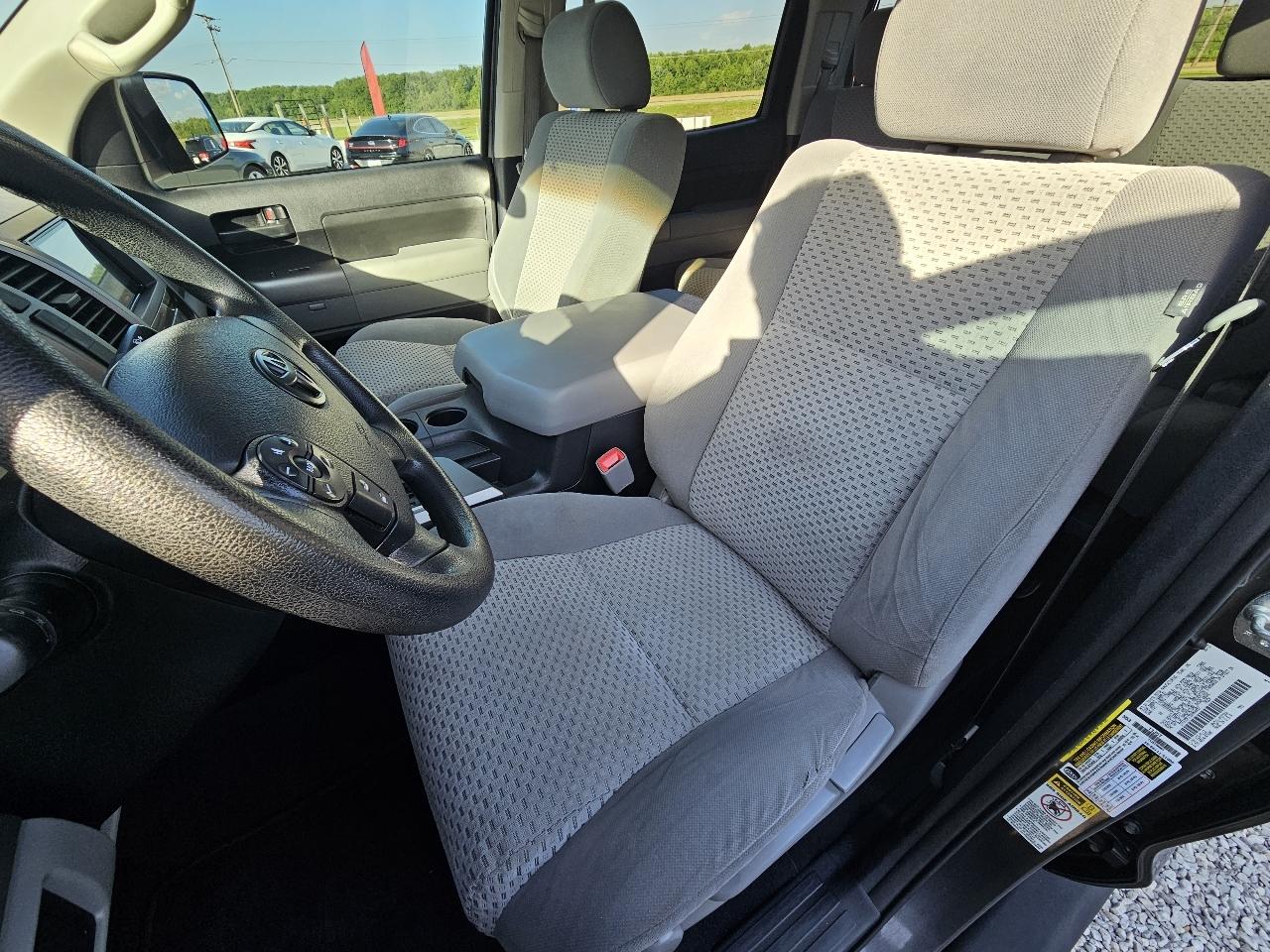 Toyota Tundra SR5 4.6L V8 CrewMax 2WD 2013