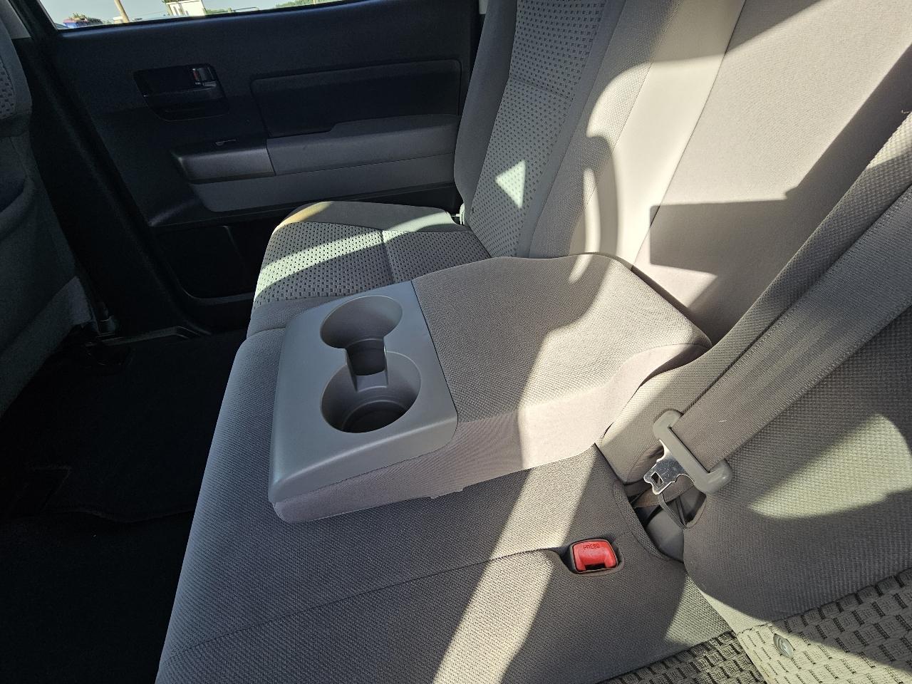 Toyota Tundra SR5 4.6L V8 CrewMax 2WD 2013