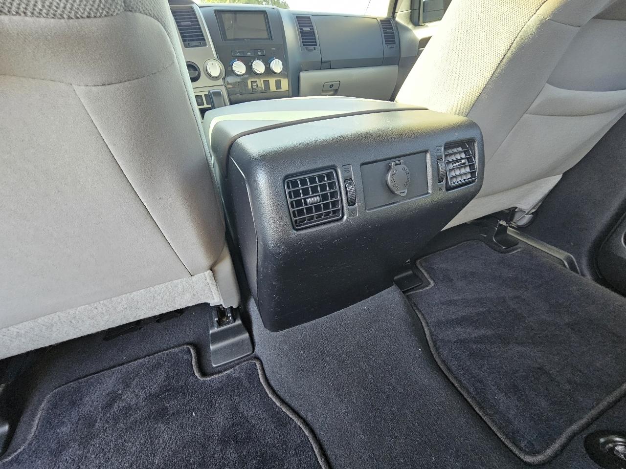 Toyota Tundra SR5 4.6L V8 CrewMax 2WD 2013