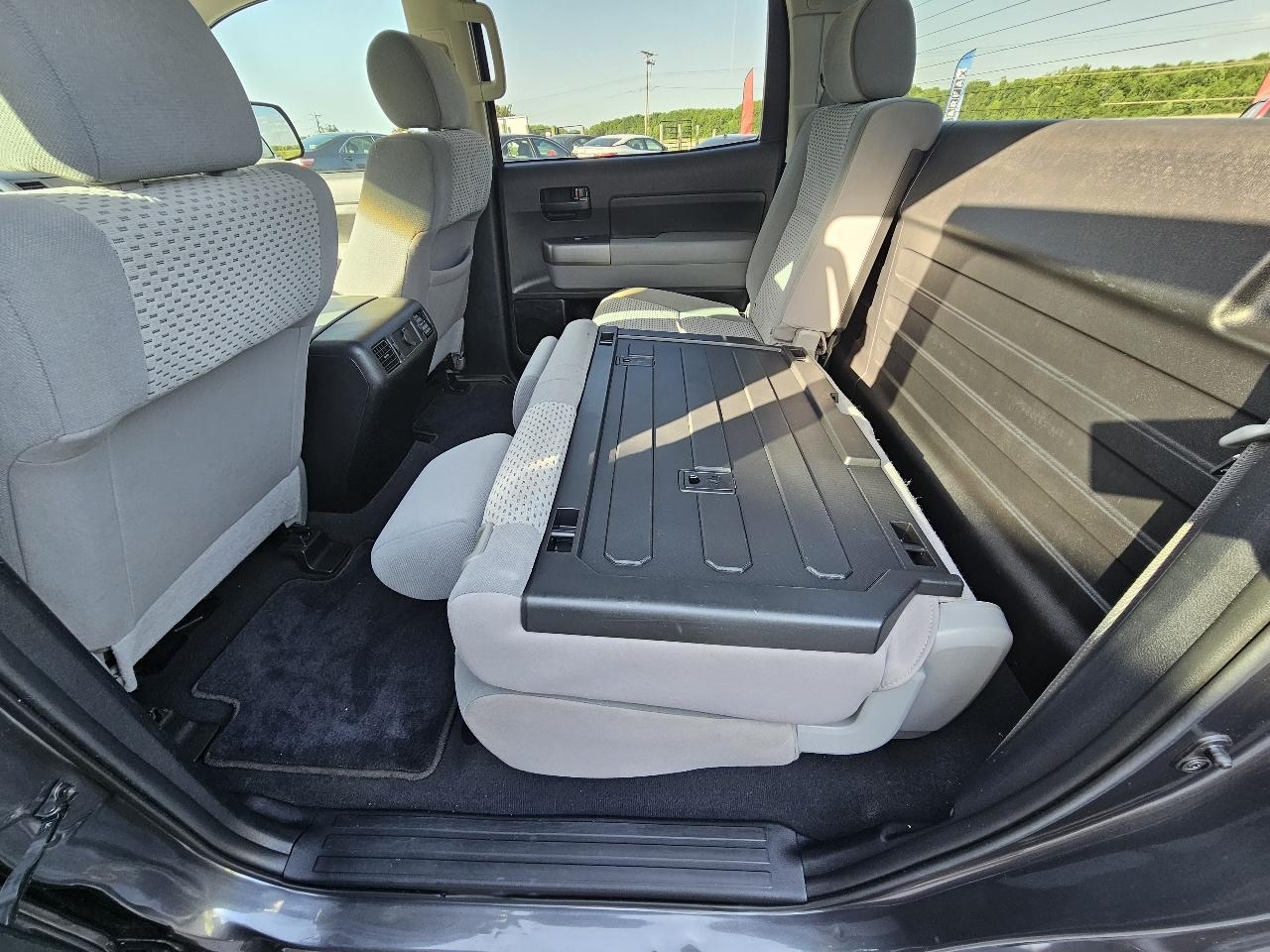 Toyota Tundra SR5 4.6L V8 CrewMax 2WD 2013