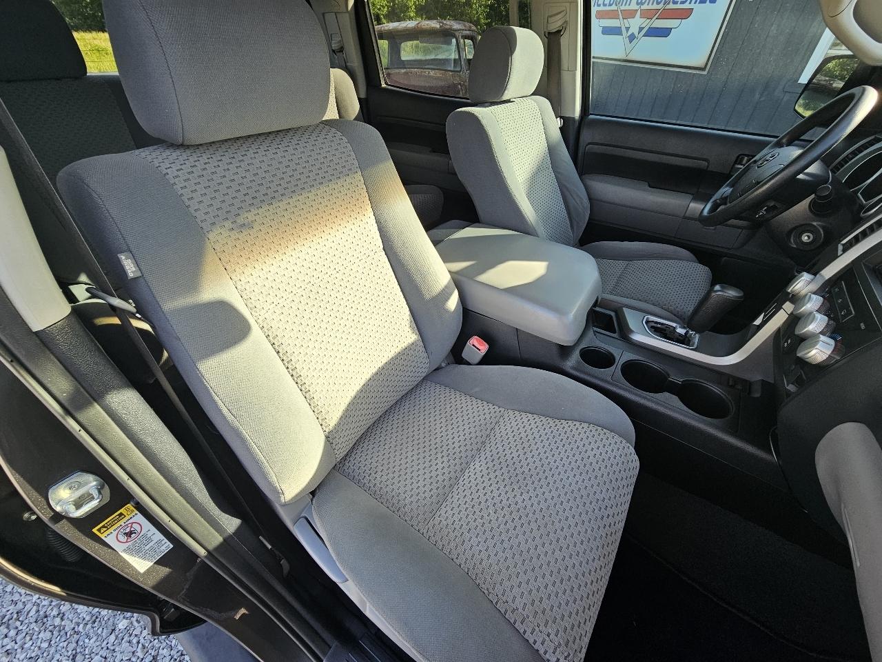 Toyota Tundra SR5 4.6L V8 CrewMax 2WD 2013