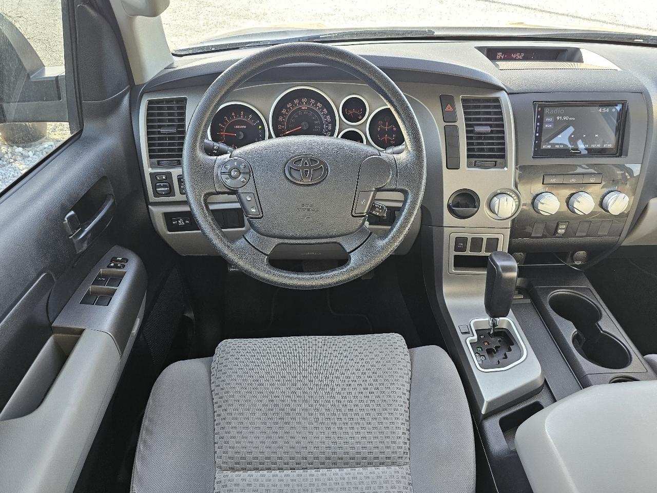 Toyota Tundra SR5 4.6L V8 CrewMax 2WD 2013