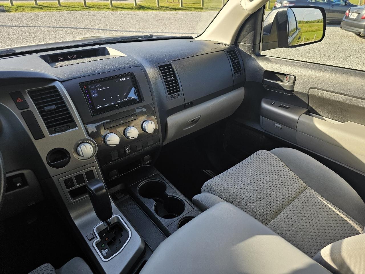 Toyota Tundra SR5 4.6L V8 CrewMax 2WD 2013