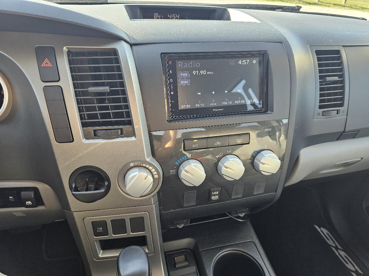 Toyota Tundra SR5 4.6L V8 CrewMax 2WD 2013