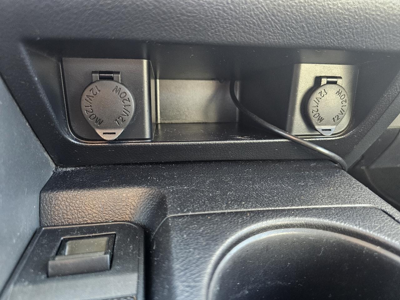 Toyota Tundra SR5 4.6L V8 CrewMax 2WD 2013