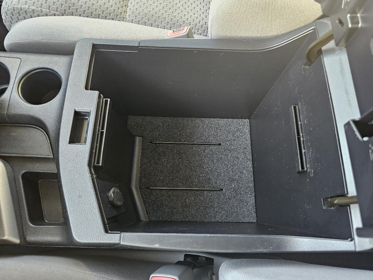 Toyota Tundra SR5 4.6L V8 CrewMax 2WD 2013