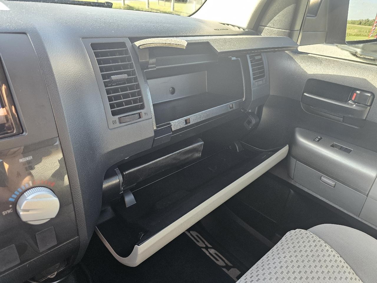 Toyota Tundra SR5 4.6L V8 CrewMax 2WD 2013