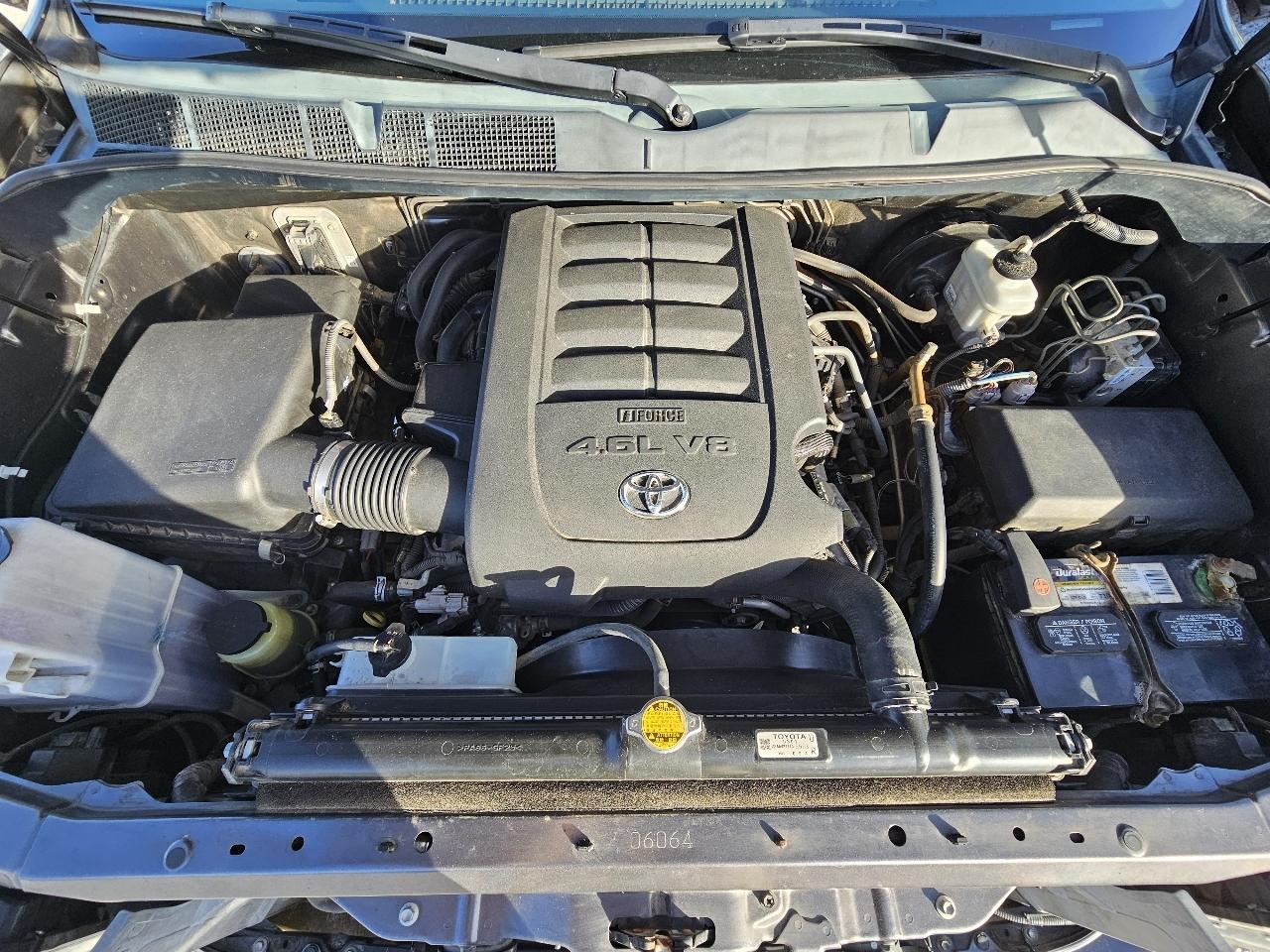 Toyota Tundra SR5 4.6L V8 CrewMax 2WD 2013