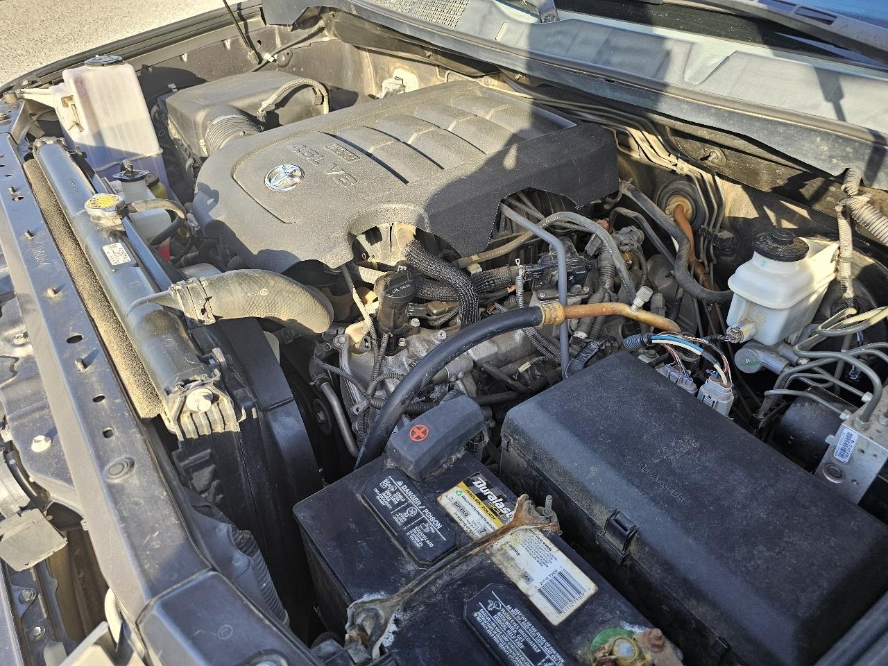 Toyota Tundra SR5 4.6L V8 CrewMax 2WD 2013