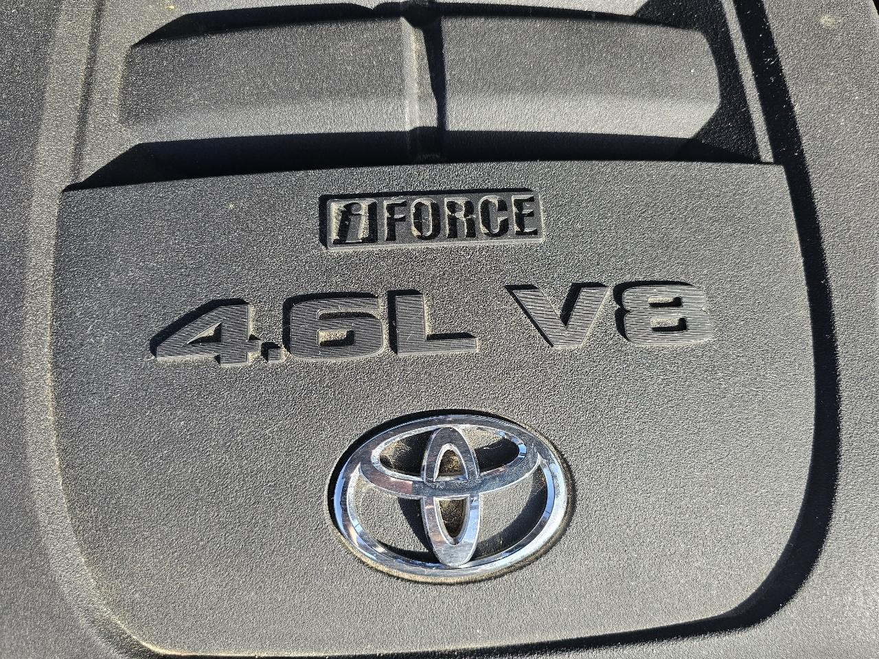 Toyota Tundra SR5 4.6L V8 CrewMax 2WD 2013
