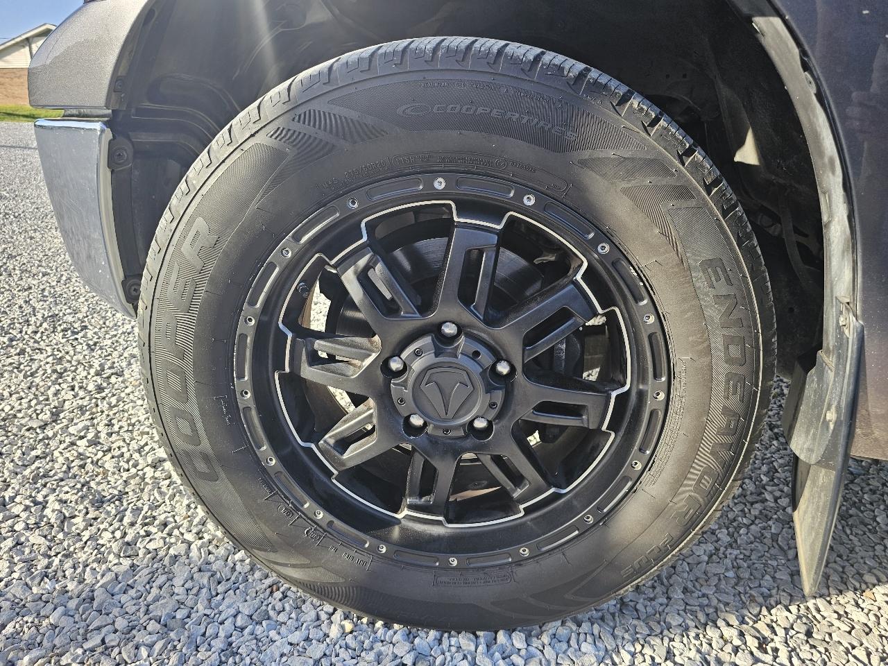 Toyota Tundra SR5 4.6L V8 CrewMax 2WD 2013
