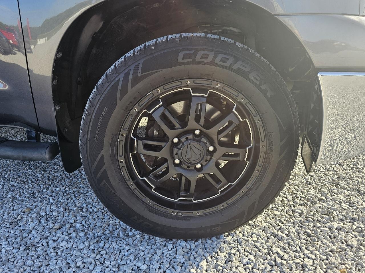Toyota Tundra SR5 4.6L V8 CrewMax 2WD 2013