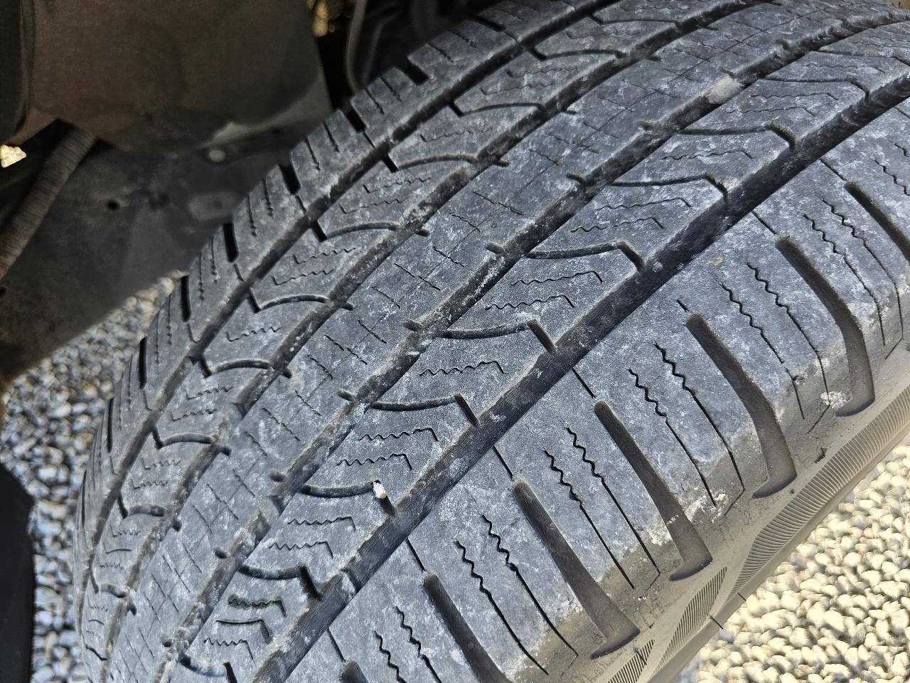 Toyota Tundra SR5 4.6L V8 CrewMax 2WD 2013