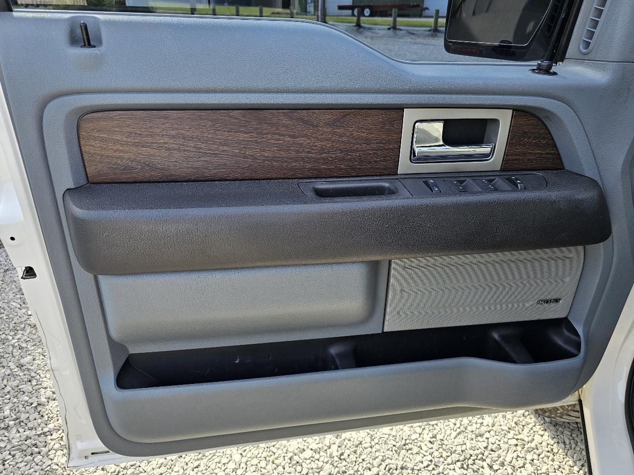 Ford F-150 Lariat SuperCrew 5.5-ft. Bed 4WD 2013