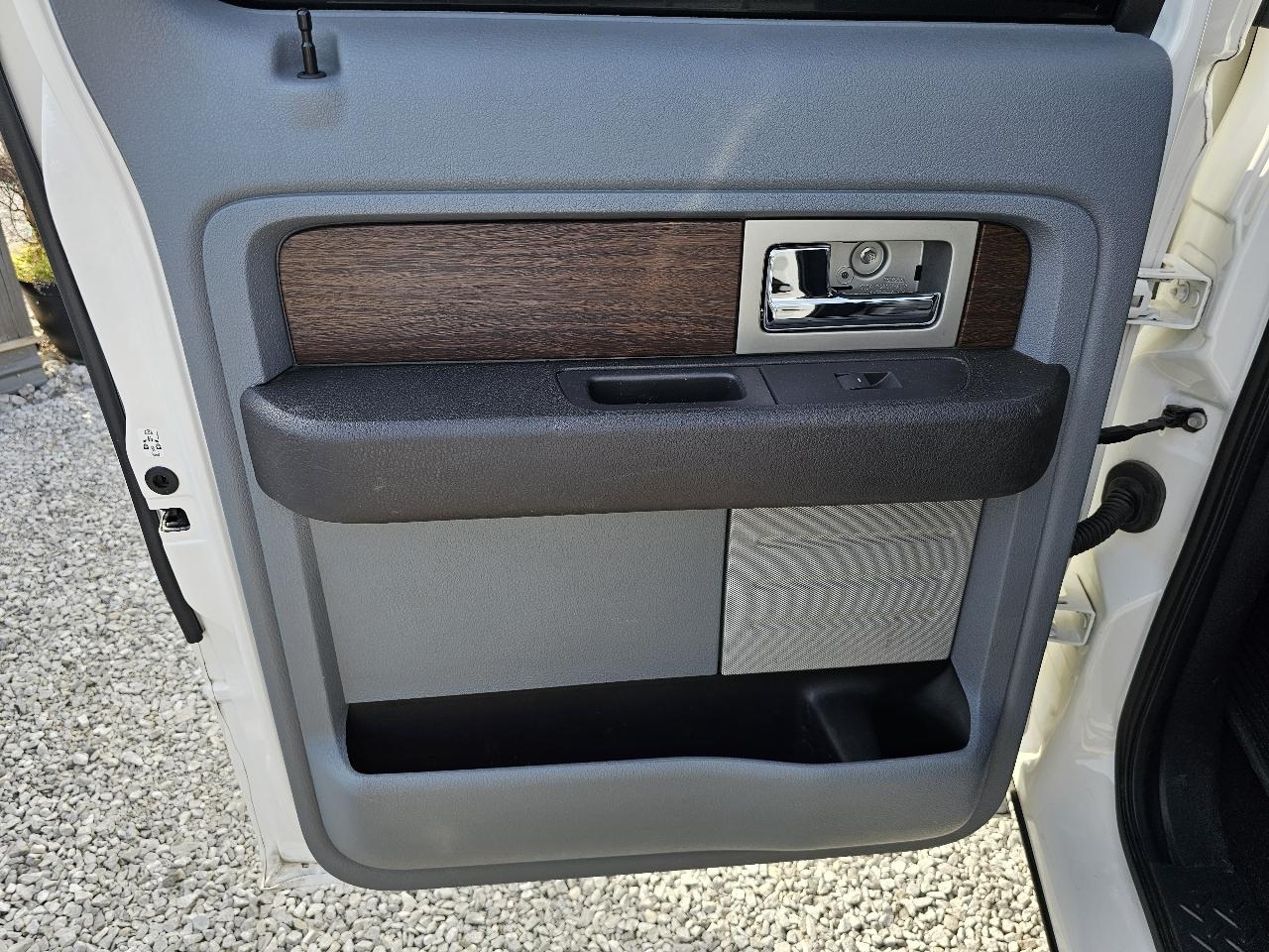 Ford F-150 Lariat SuperCrew 5.5-ft. Bed 4WD 2013