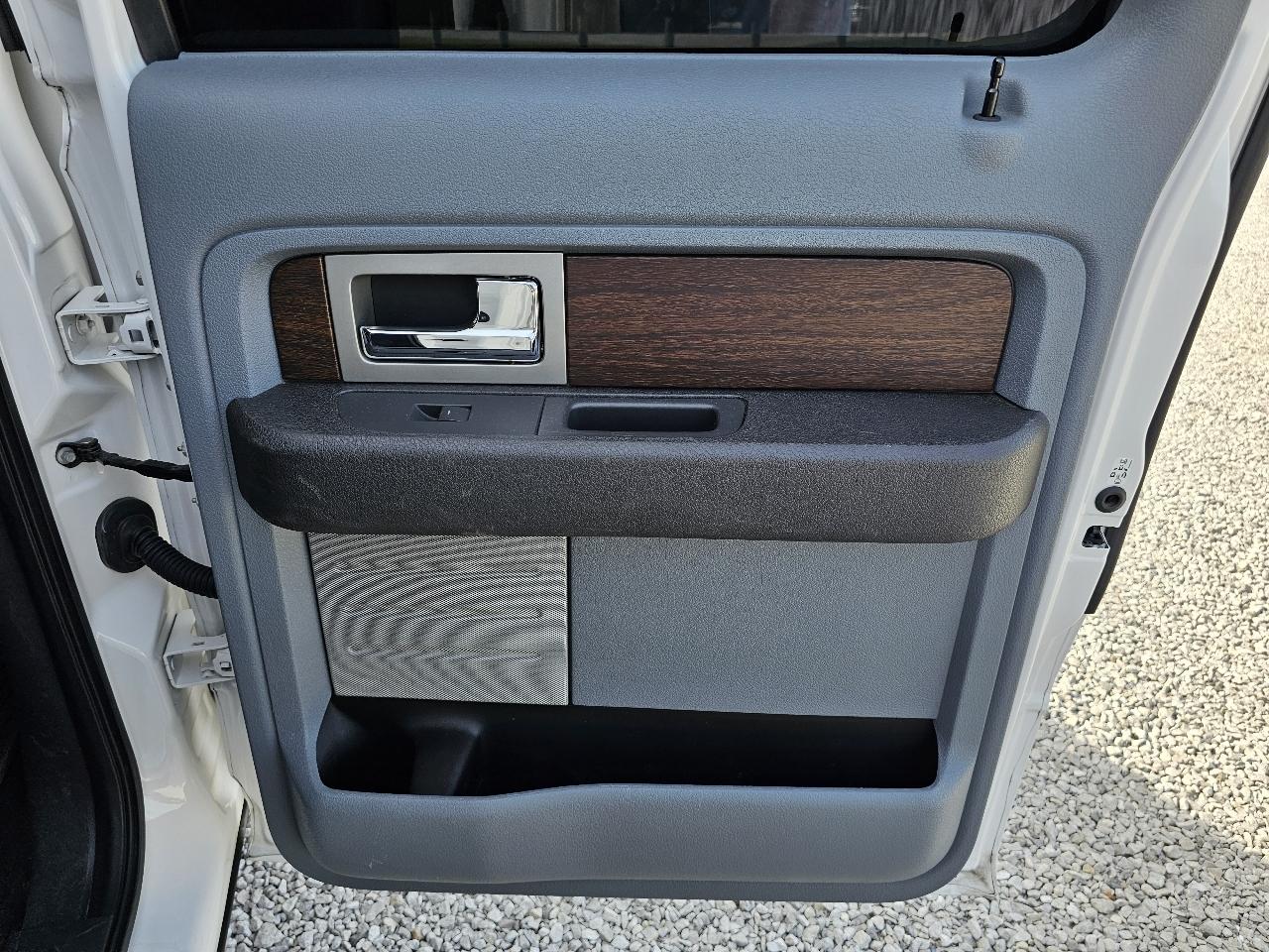 Ford F-150 Lariat SuperCrew 5.5-ft. Bed 4WD 2013