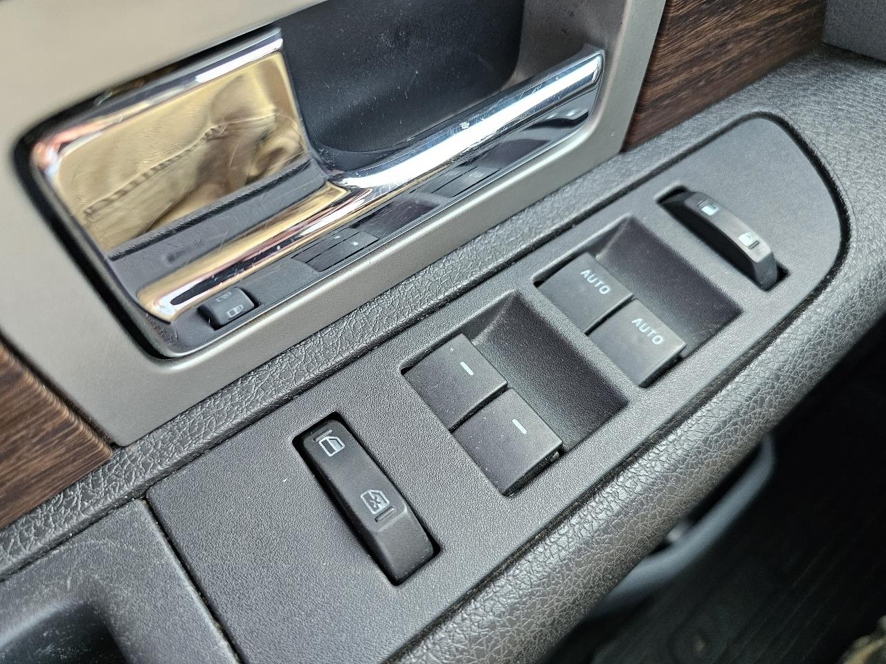 Ford F-150 Lariat SuperCrew 5.5-ft. Bed 4WD 2013