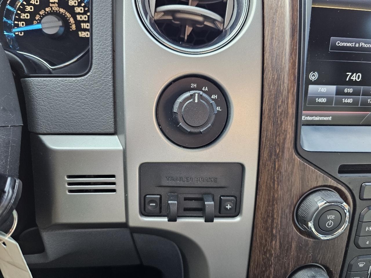 Ford F-150 Lariat SuperCrew 5.5-ft. Bed 4WD 2013