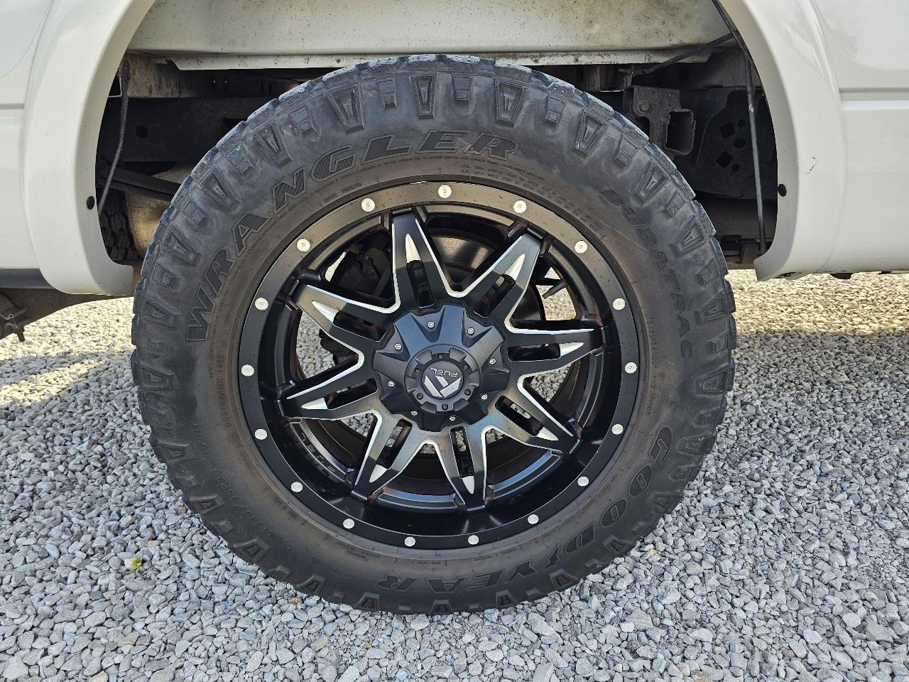 Ford F-150 Lariat SuperCrew 5.5-ft. Bed 4WD 2013