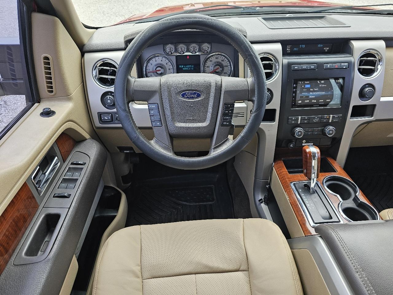Ford F-150 Lariat SuperCrew 5.5-ft. Bed 4WD 2010