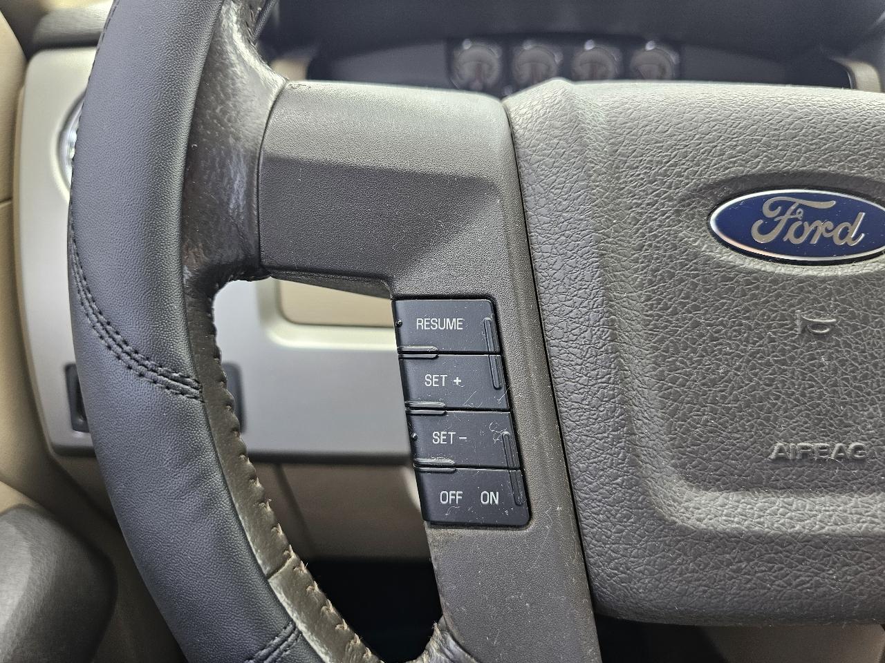 Ford F-150 Lariat SuperCrew 5.5-ft. Bed 4WD 2010