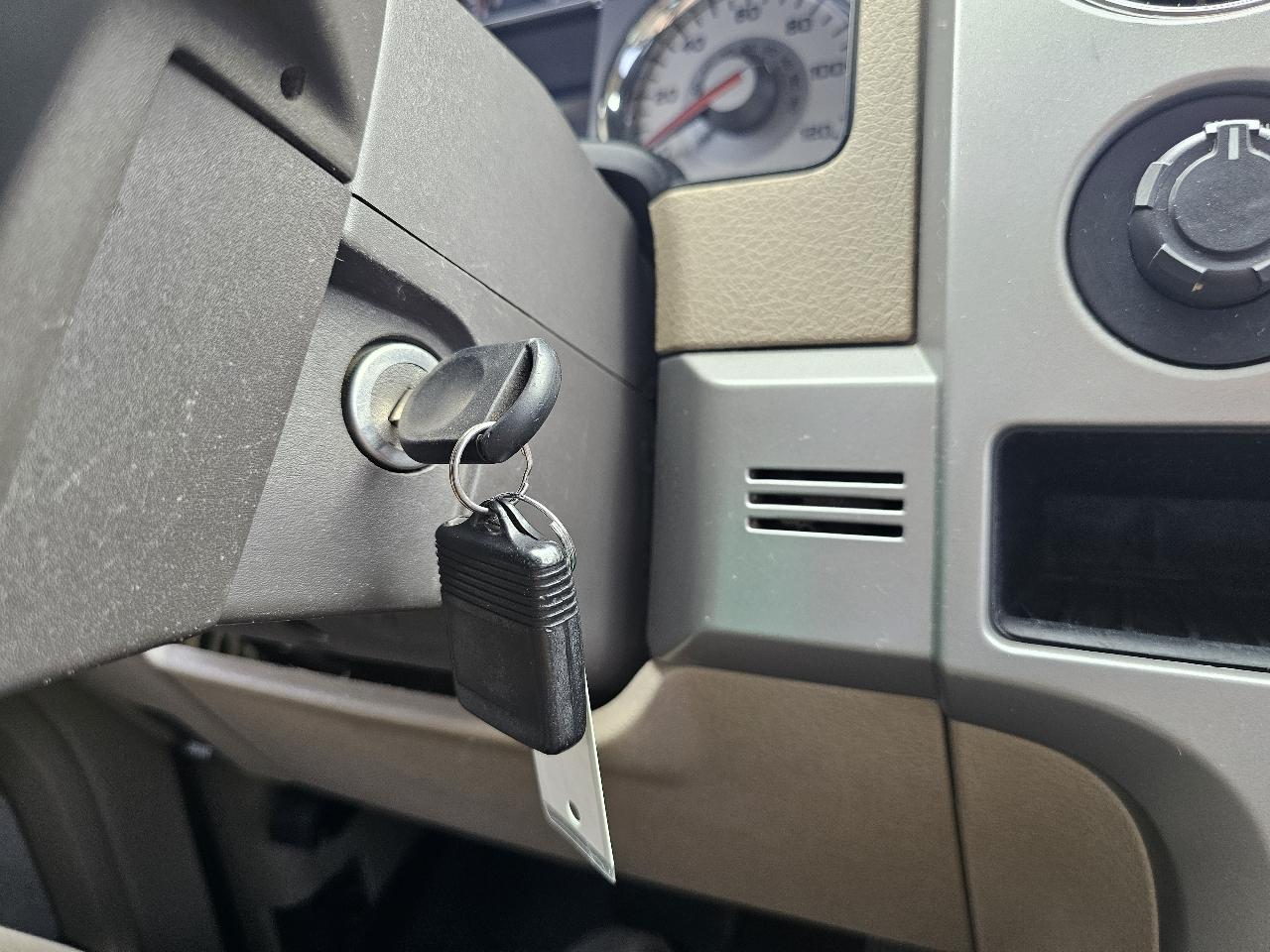 Ford F-150 Lariat SuperCrew 5.5-ft. Bed 4WD 2010
