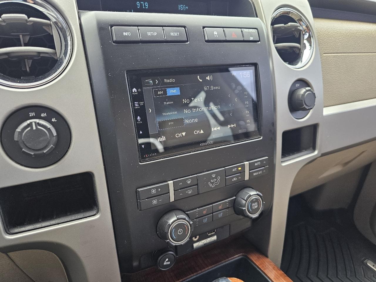 Ford F-150 Lariat SuperCrew 5.5-ft. Bed 4WD 2010