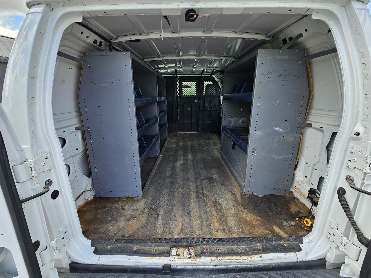 Ford Econoline E-150 2011