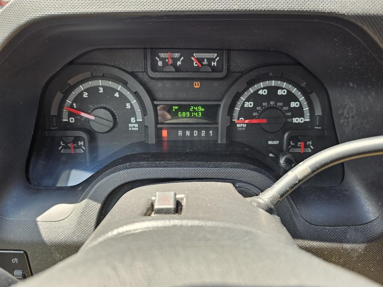 Ford Econoline E-150 2011