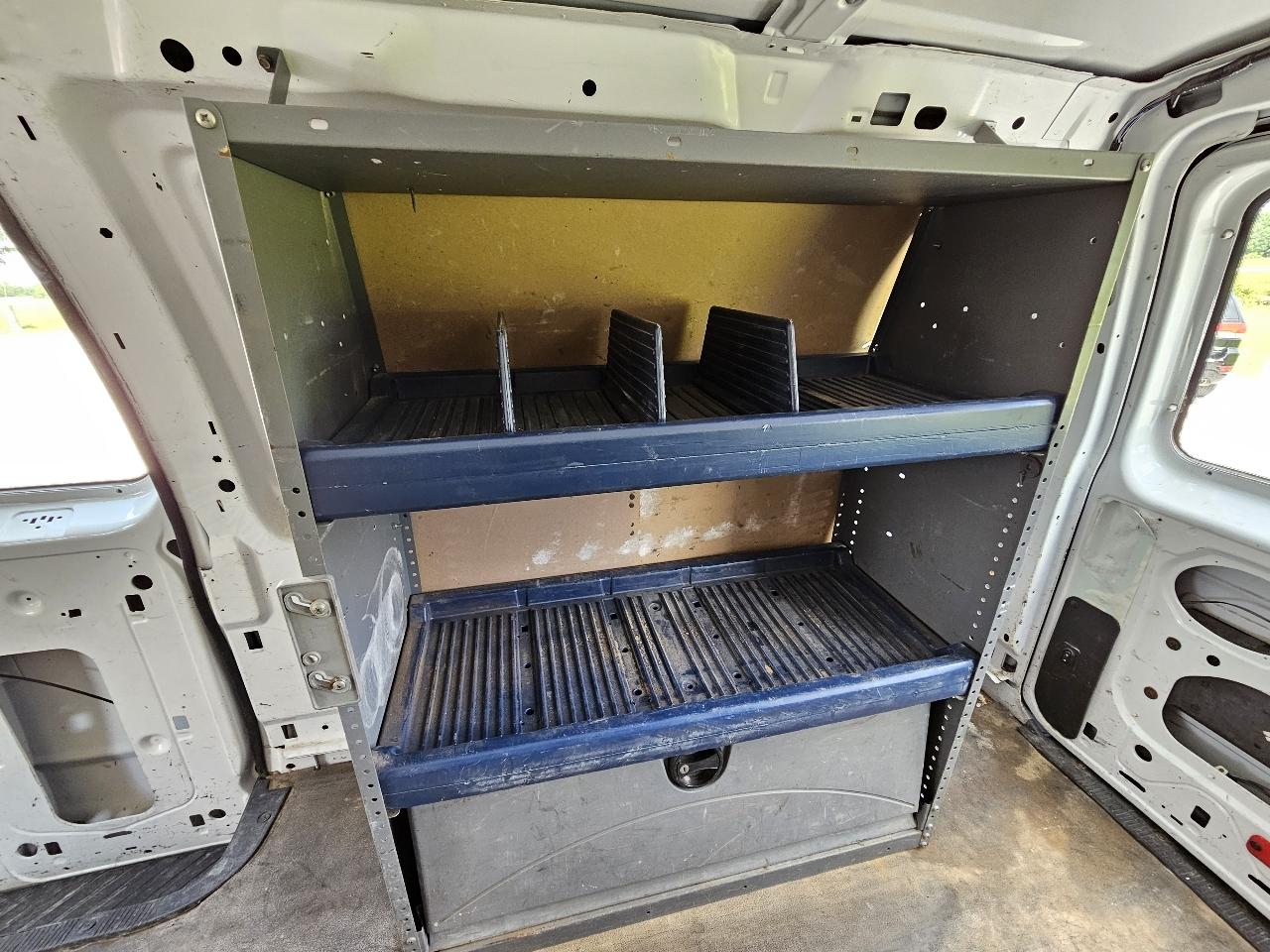 Ford Econoline E-150 2011