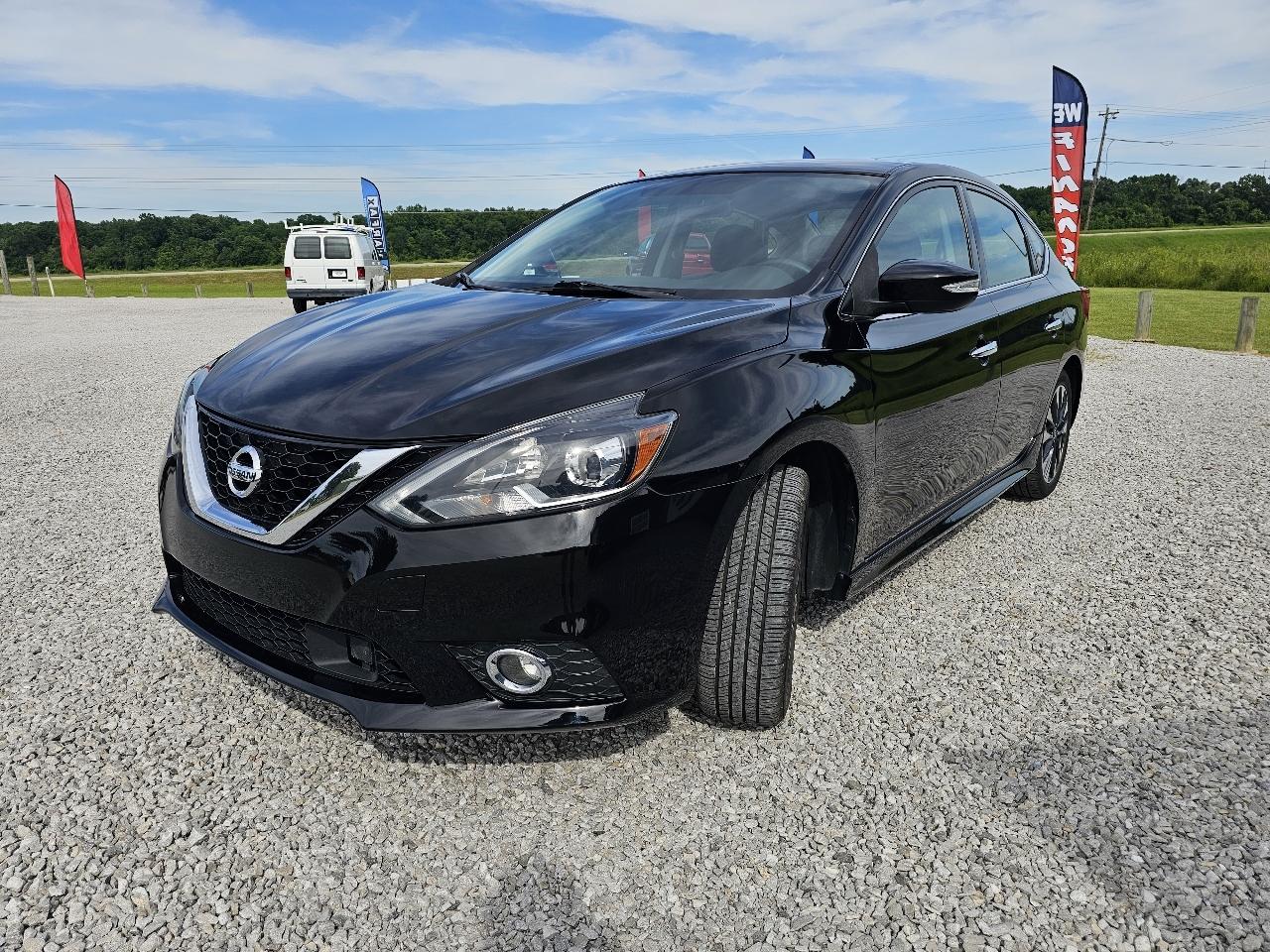 Nissan Sentra SR 4D Sedan 2019