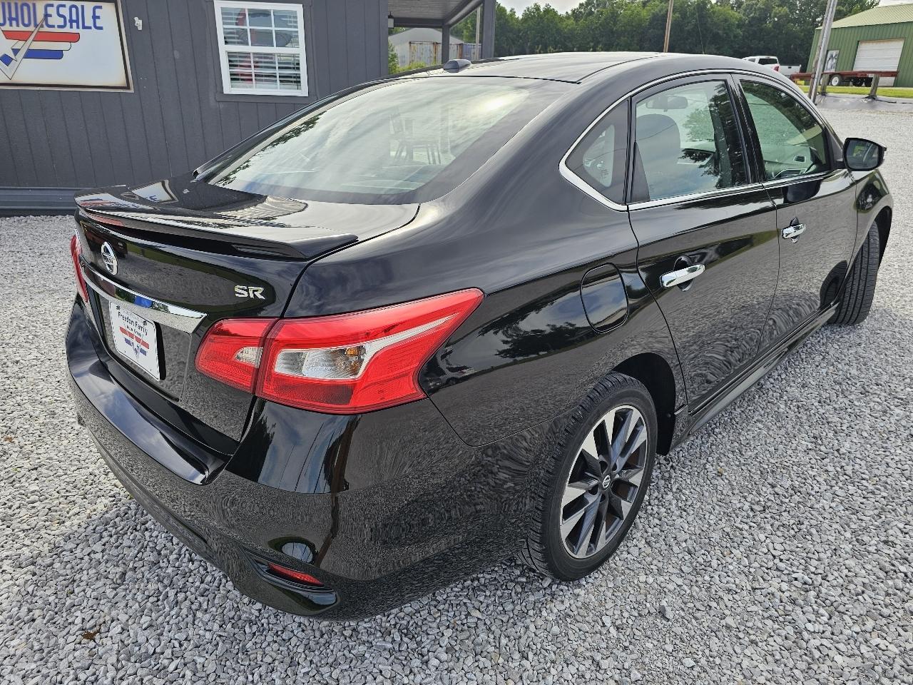 Nissan Sentra SR 4D Sedan 2019
