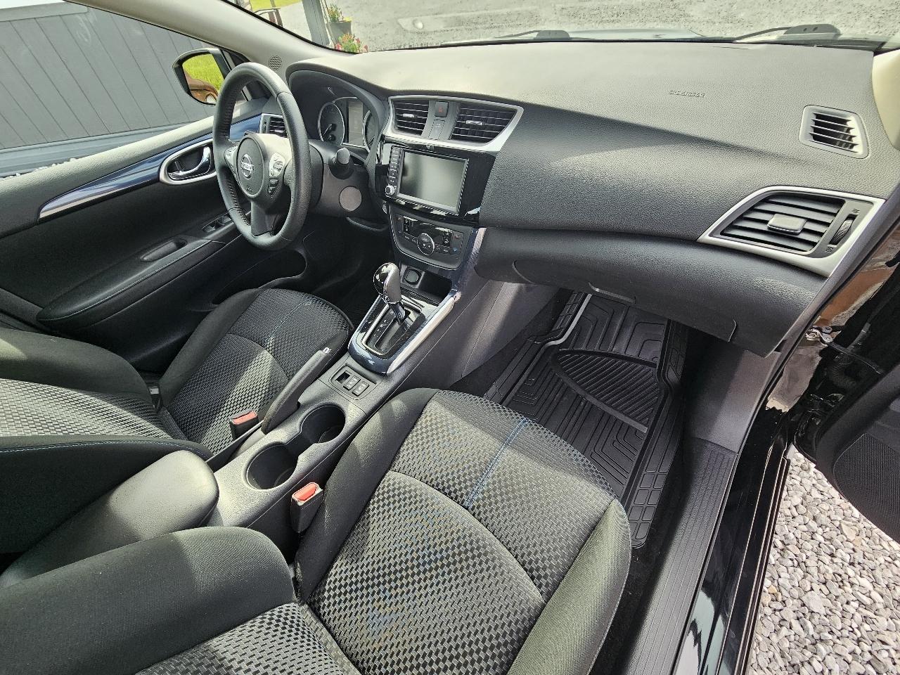 Nissan Sentra SR 4D Sedan 2019