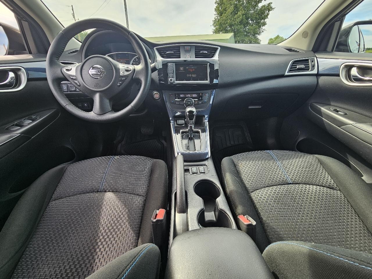 Nissan Sentra SR 4D Sedan 2019