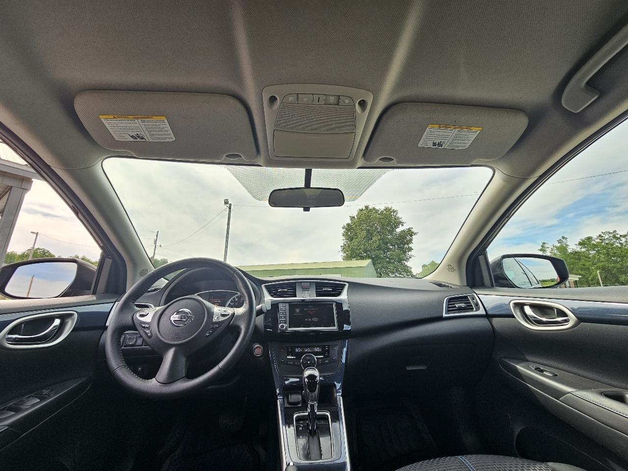 Nissan Sentra SR 4D Sedan 2019