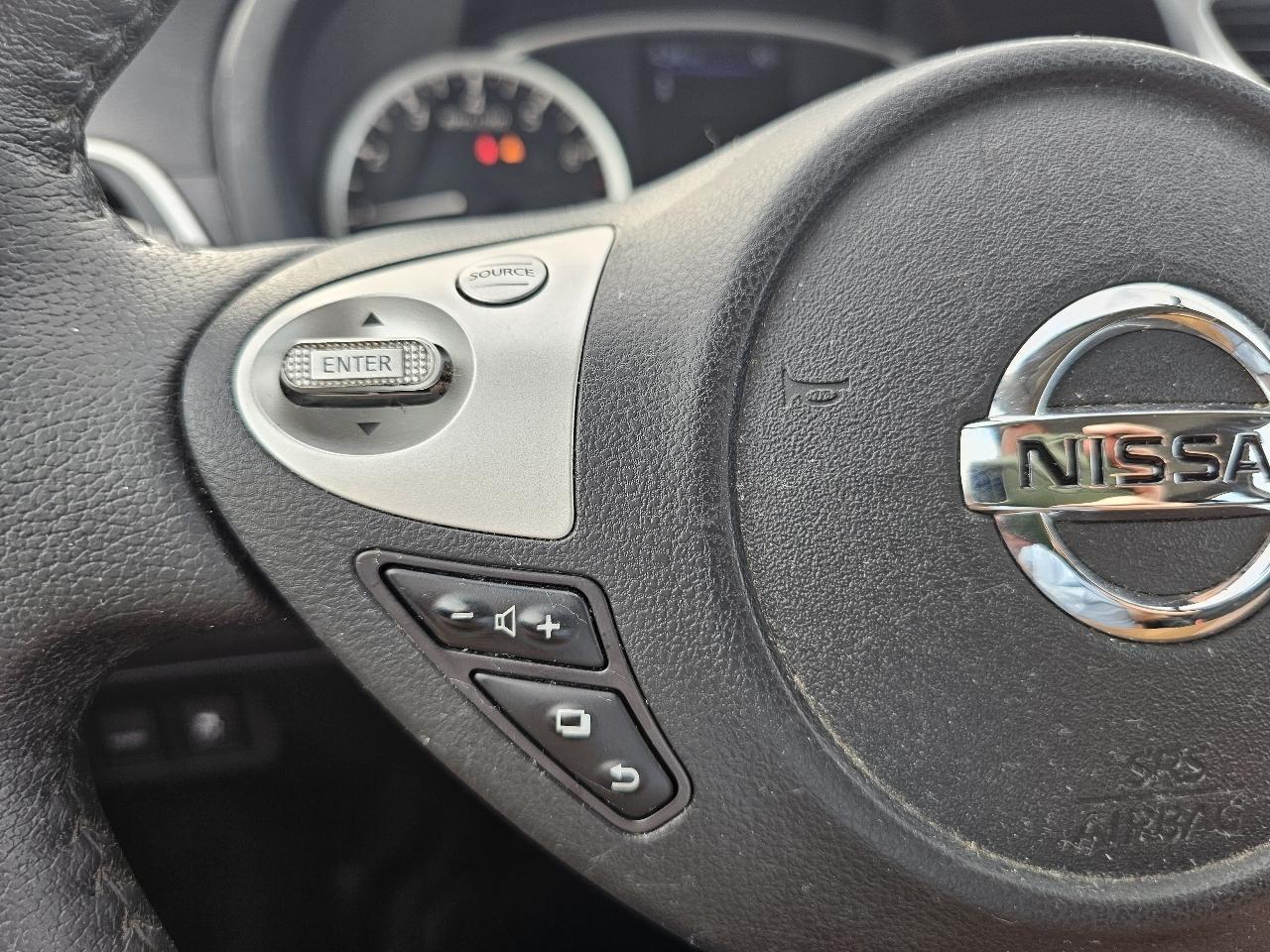 Nissan Sentra SR 4D Sedan 2019