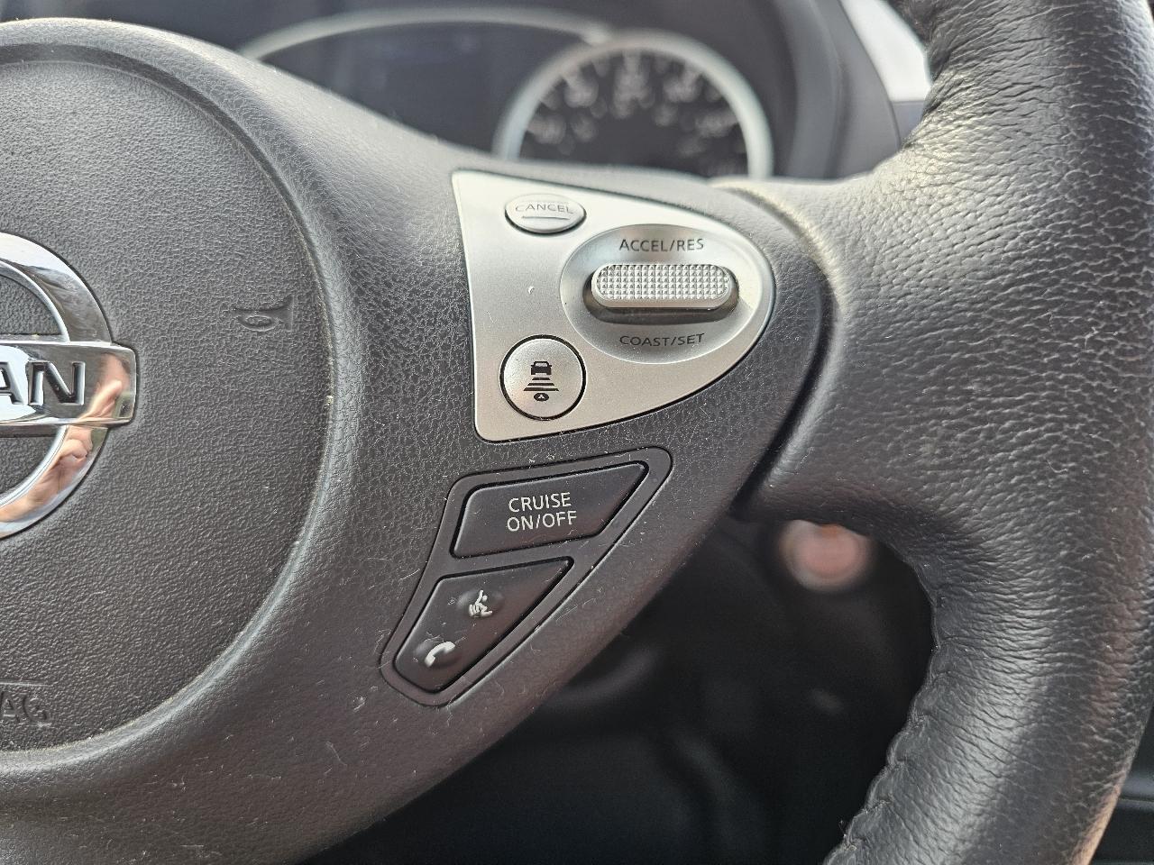 Nissan Sentra SR 4D Sedan 2019